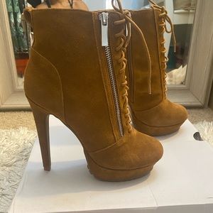 Never worn Aldo booties